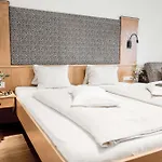 Hotel Die Barbara 4*