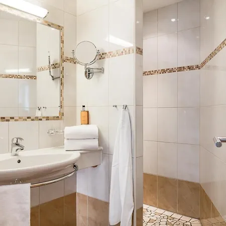 Hotel Barbara 4*