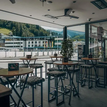 Barbara Hotel 4*