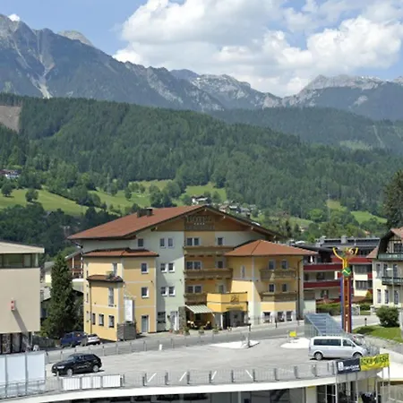 Hotel Die Barbara 4*